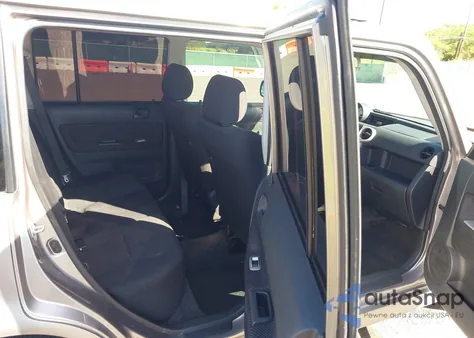 2006 Scion Xb from USA, damaged, VIN JTLKT324064034883